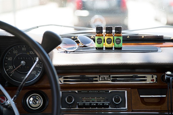 A Roadtrip Essential Oil Blend via Edens Garden