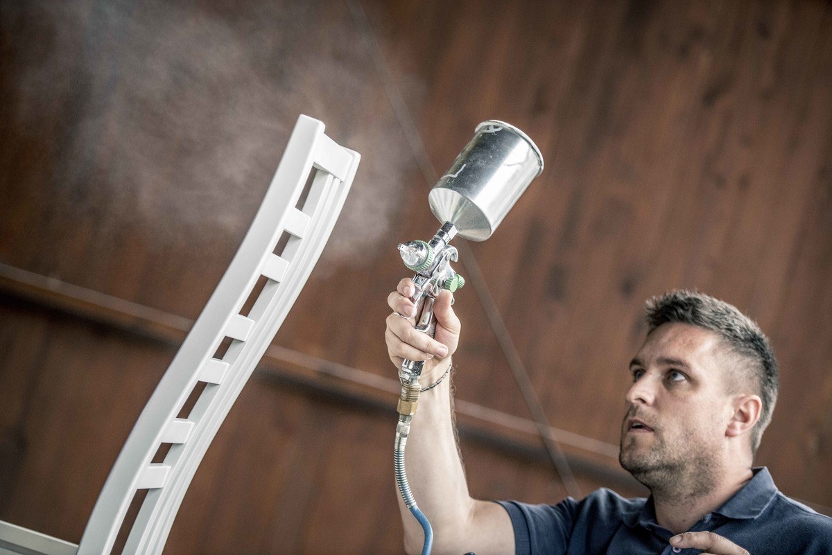 Spray method