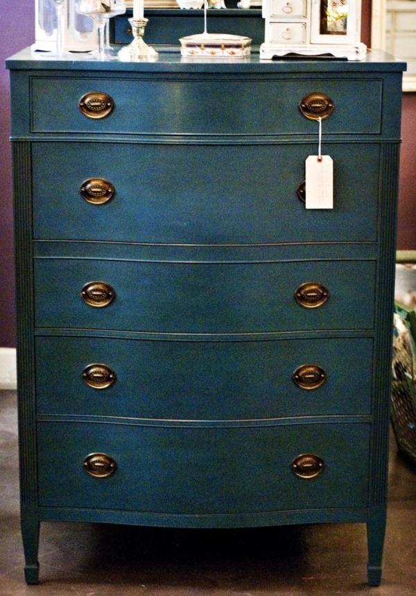  Aubusson Blue Chalk Paint® decorative paint by Annie Sloan via Annie Sloan