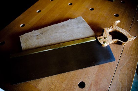 Hand Saw via woodandshop.com