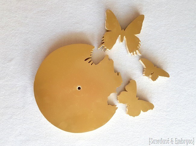 Cut-out-Butterfly-Clock-using-a-scroll-saw-Sawdust-and-Embryos