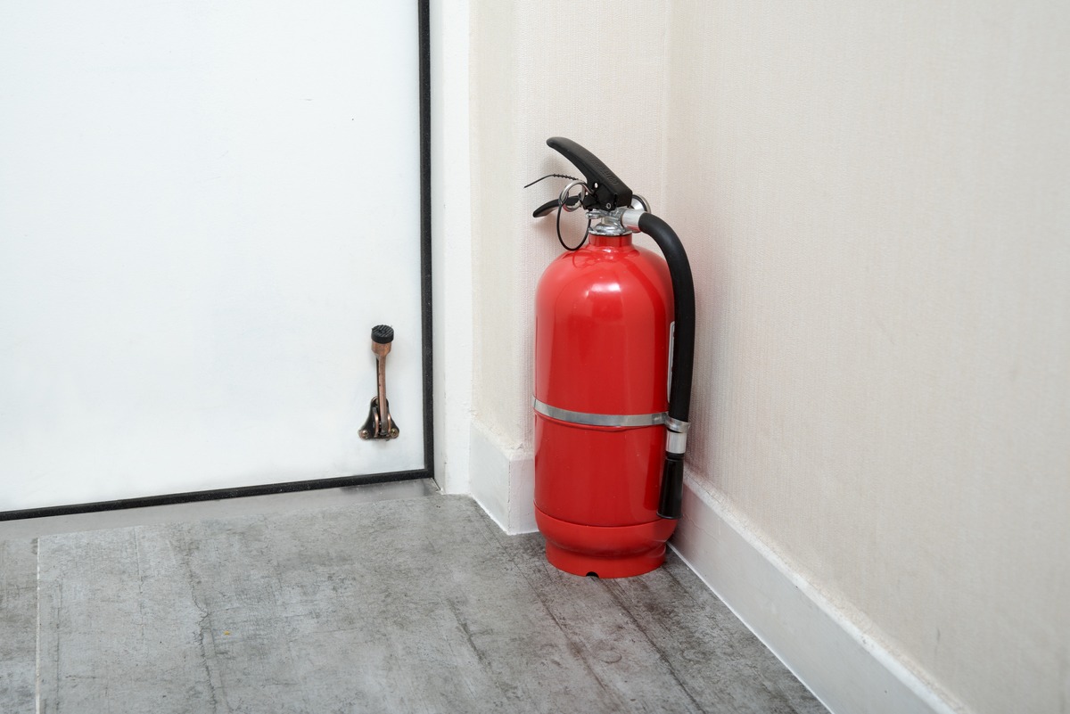 Home depot fire extinguisher